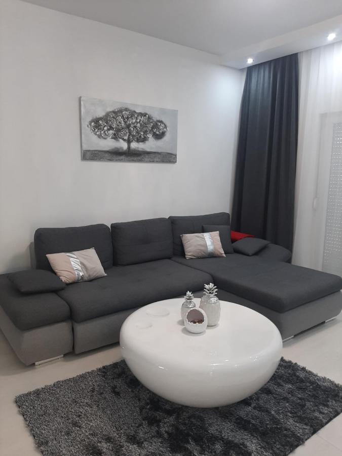 Apartman Lucano Bibinje Exteriör bild